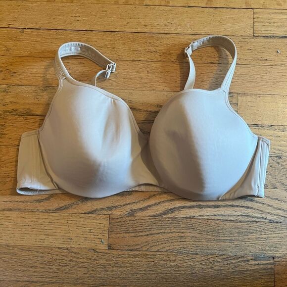 Cacique Bra - Picture 1 of 3